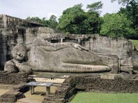 DAMBULLA / POLLONNARUWA / DAMBULLA